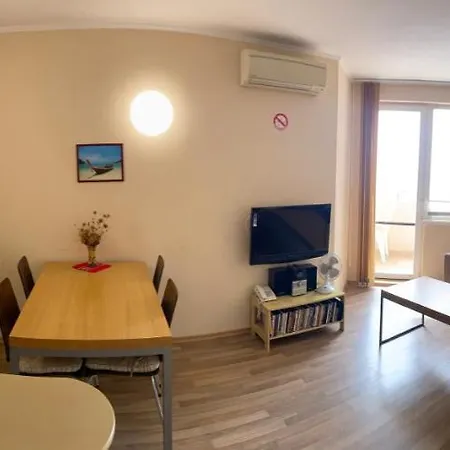 First Line At Обзор