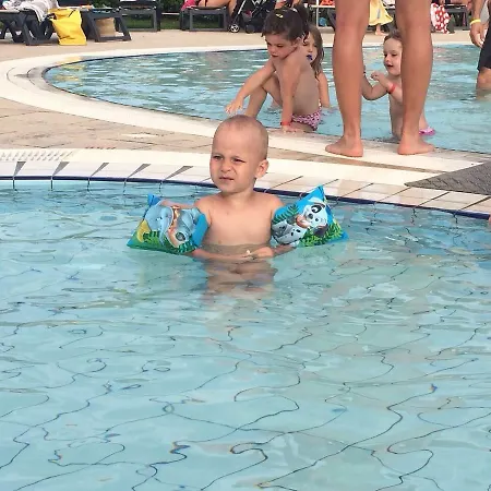 Апарт-отель First Line At Обзор