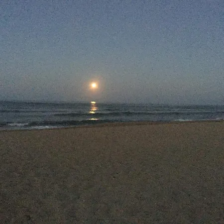 First Line At Apart-hotel Obzor