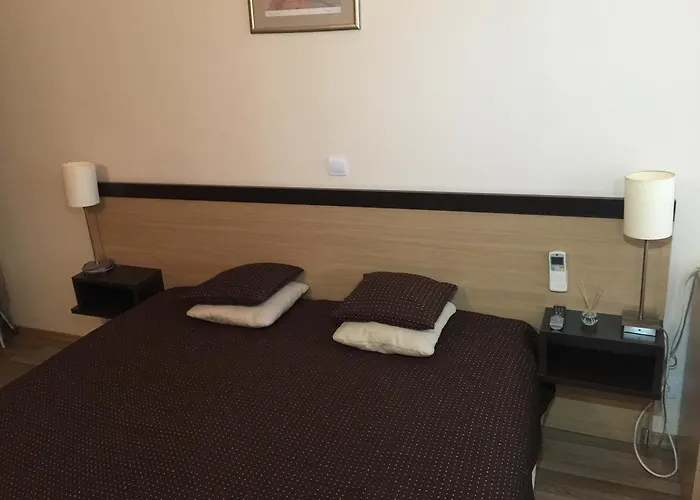 First Line At Hotel apartamentowy Obzor